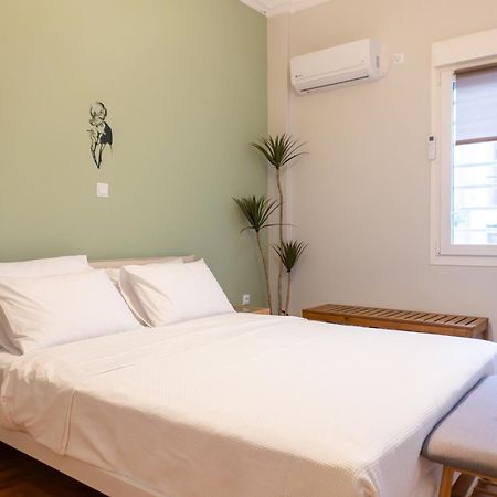 50 Steps Metro Kato Patisia Renovated Athens Apt Ngoại thất bức ảnh